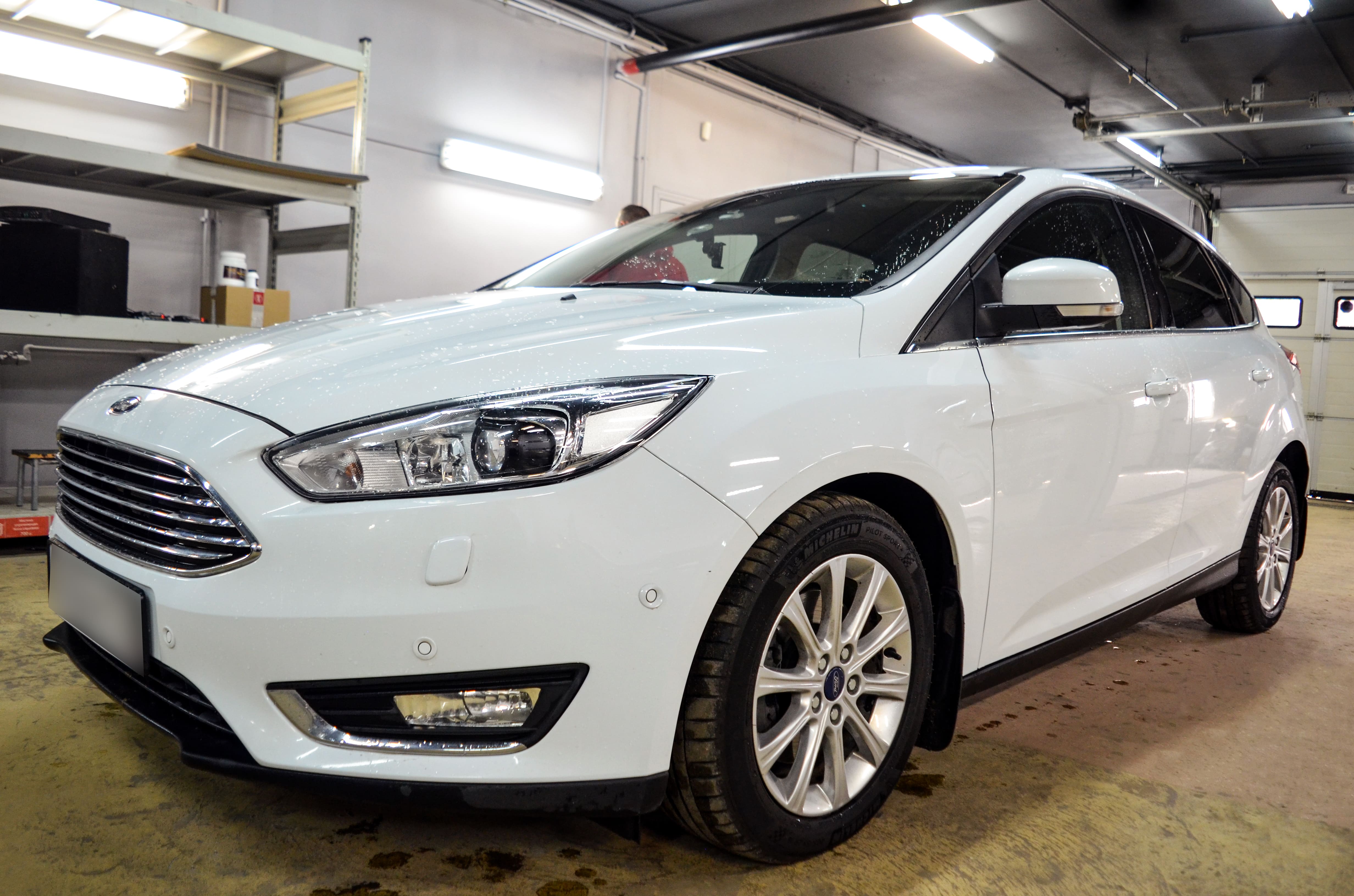 Шумоизоляция Ford Focus 3 в Санкт-Петербурге