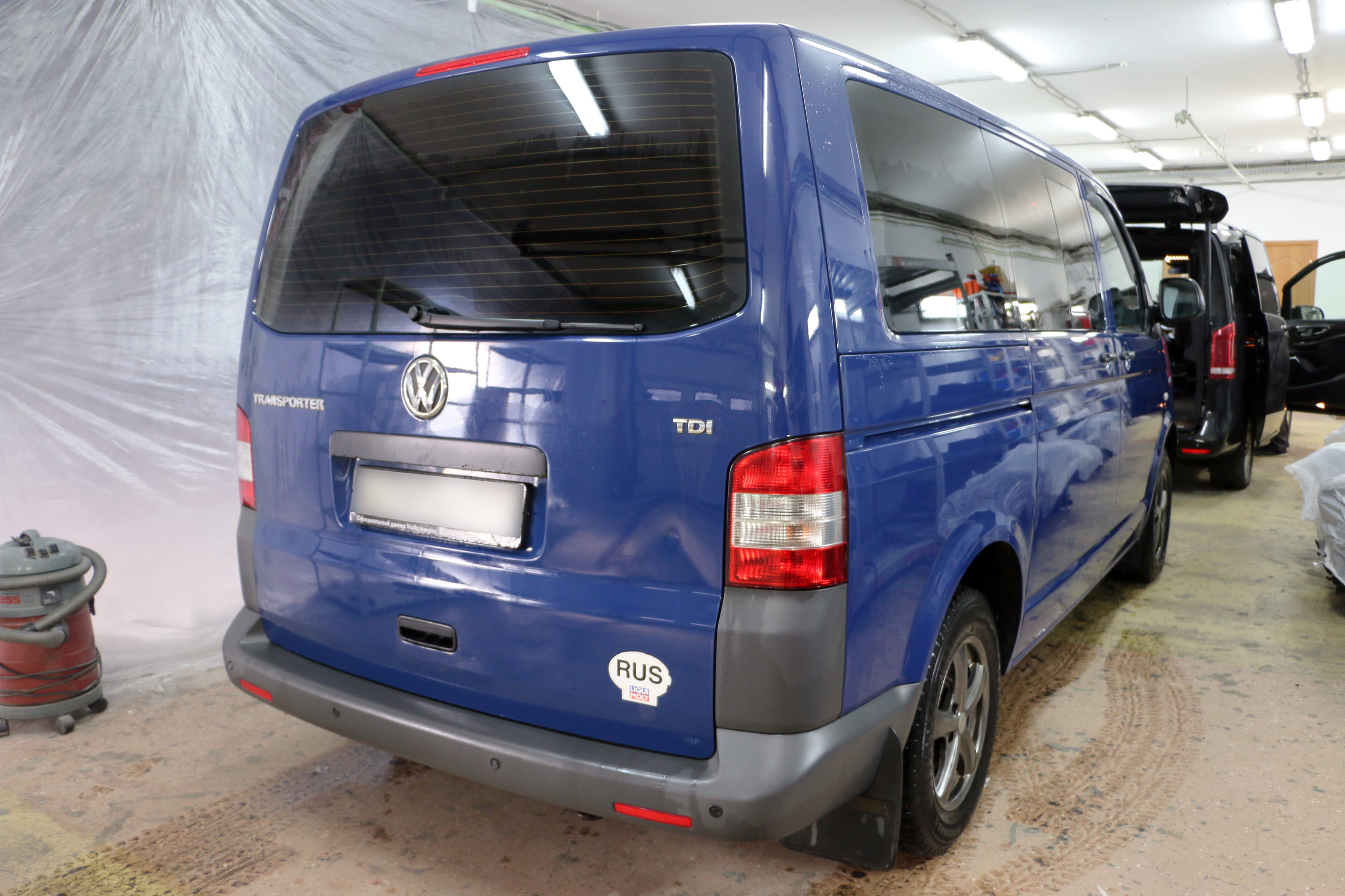 Шумоизоляция Volkswagen Transporter в Санкт-Петербурге